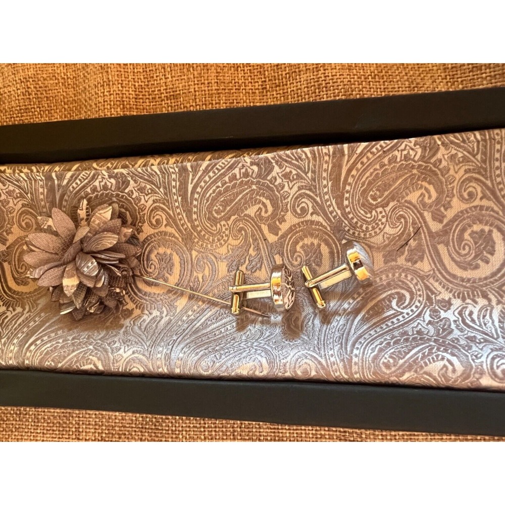 Gusleson Silver Brocade Paisley Pocket Square‎ Handkerchief Cuff Links NIB Silk